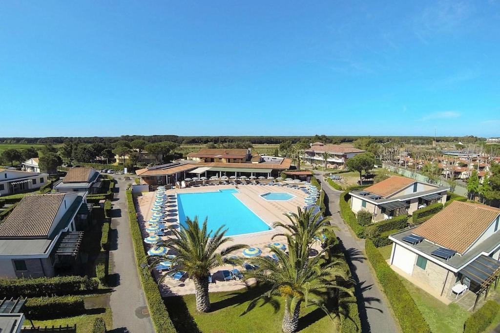 Apartment In Cecina Mare With Outdoor Pool Марина-ди-Чечина Экстерьер фото